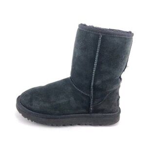UGG Classic Short II Sheepskin Winter Boots 7